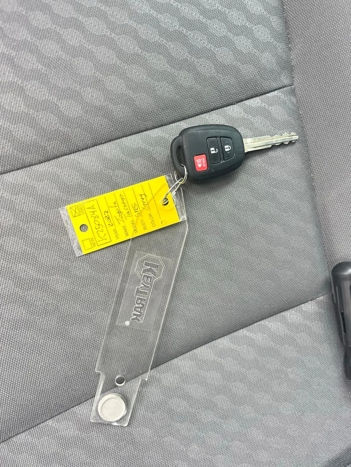 Used 2022 Silver Toyota SR5 image 12