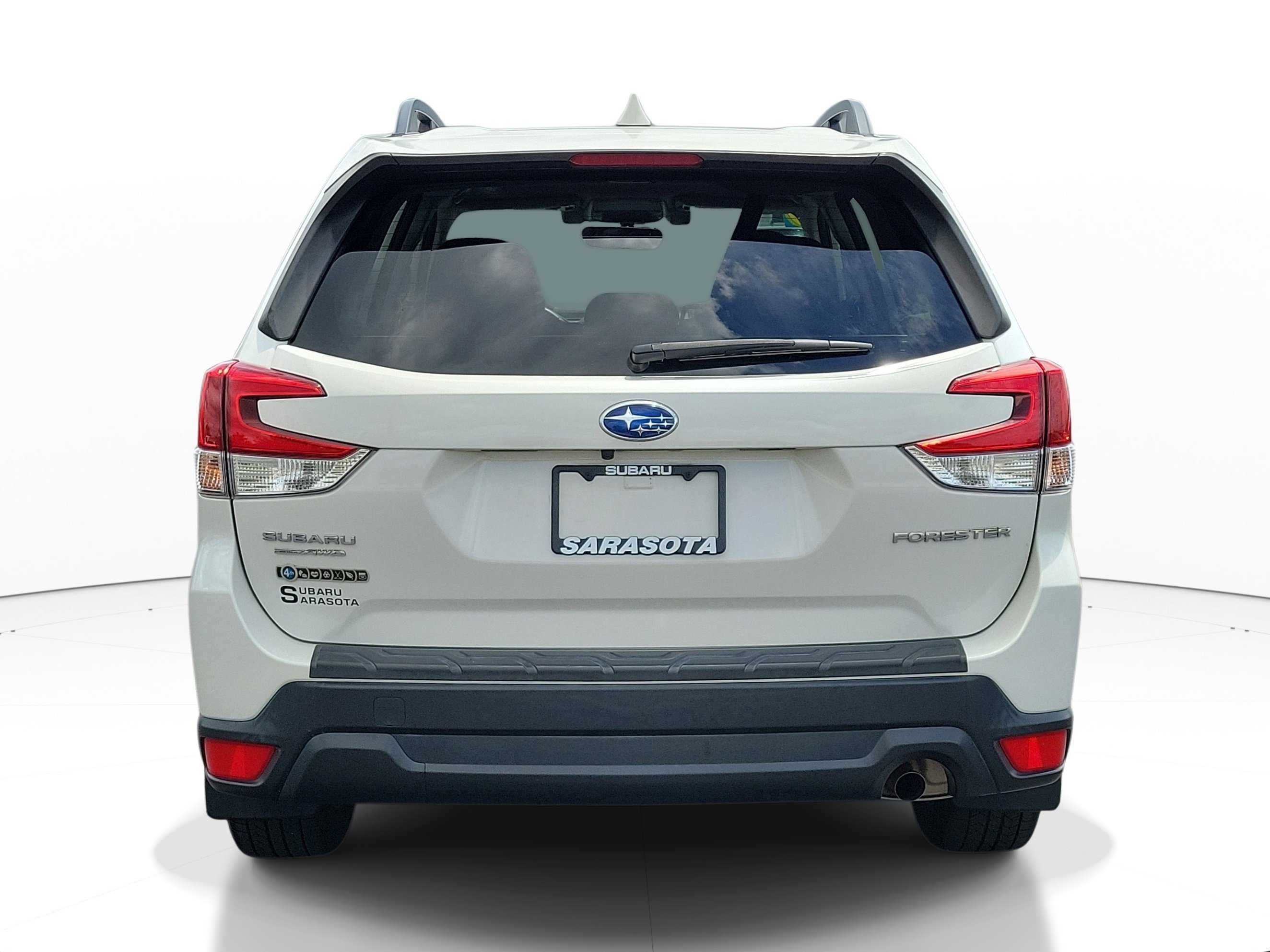 Used 2020 Crystal White Pearl Subaru Premium image 4