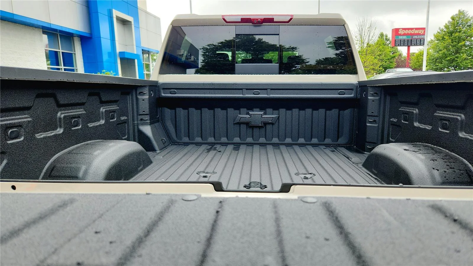 2026 Chevrolet Silverado 2500 HD ZR2 - Photo 8
