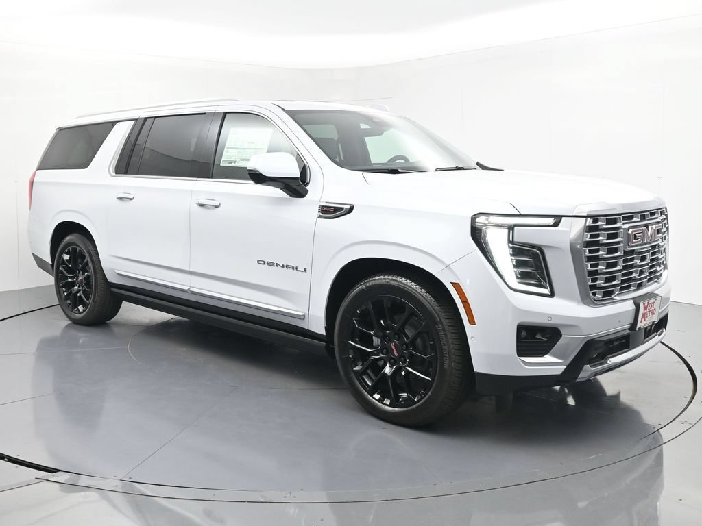 2026 GMC Yukon XL Denali - Photo 7
