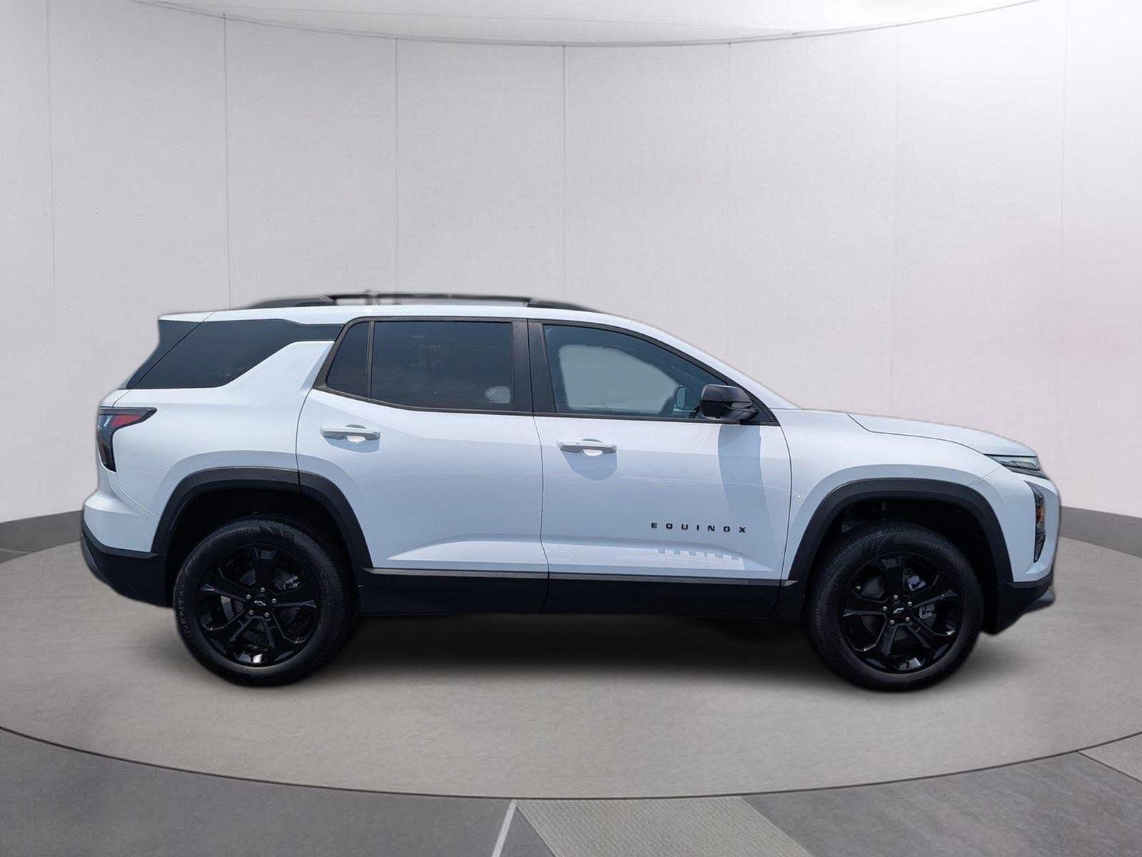 New 2026 Summit White Chevrolet LT image 28