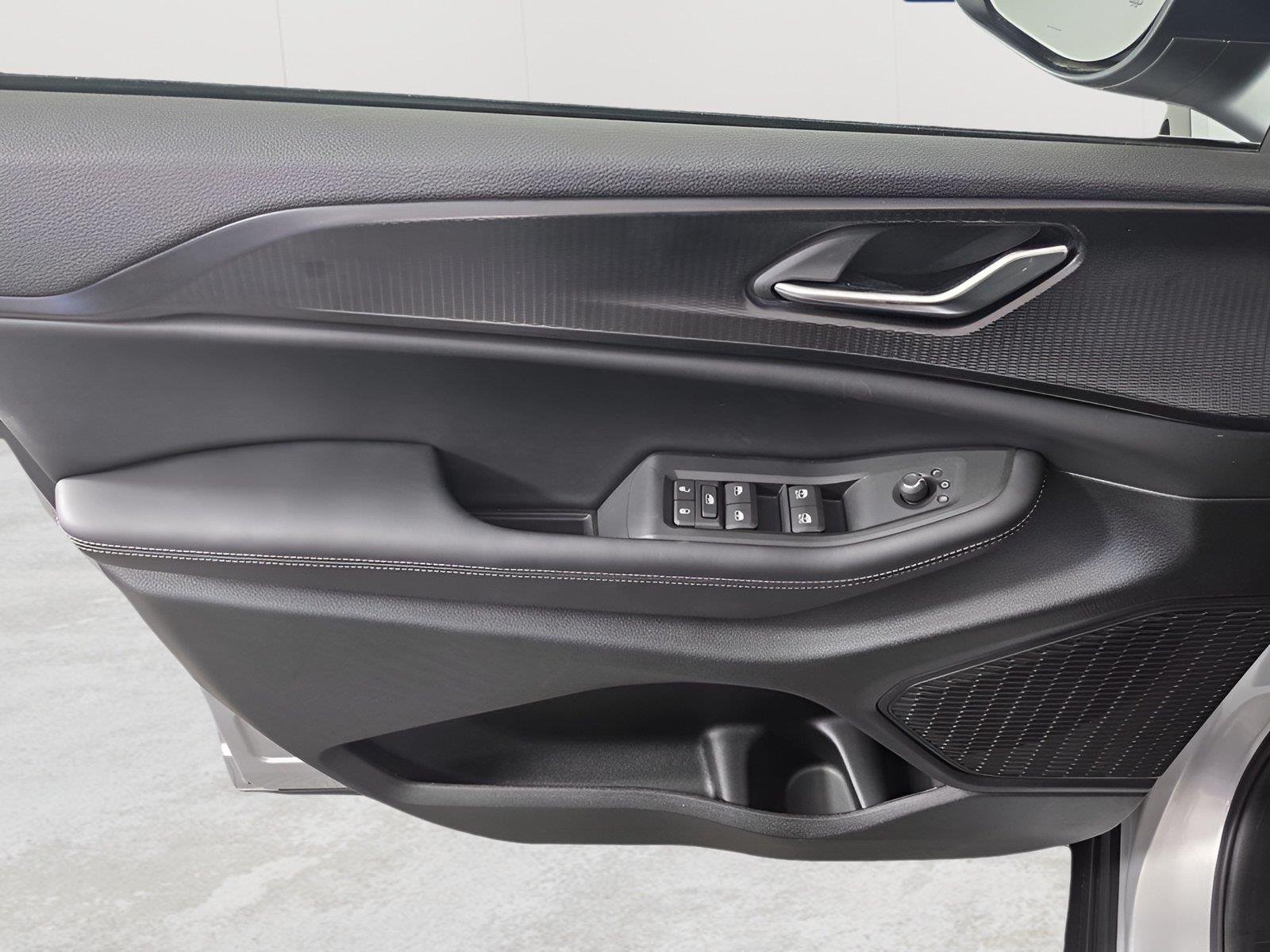 2025 Jeep Grand Cherokee L Laredo - Photo 15