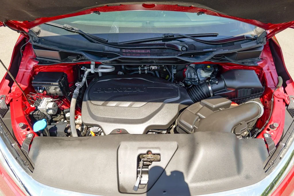 Used 2023 Red Honda EX-L image 56