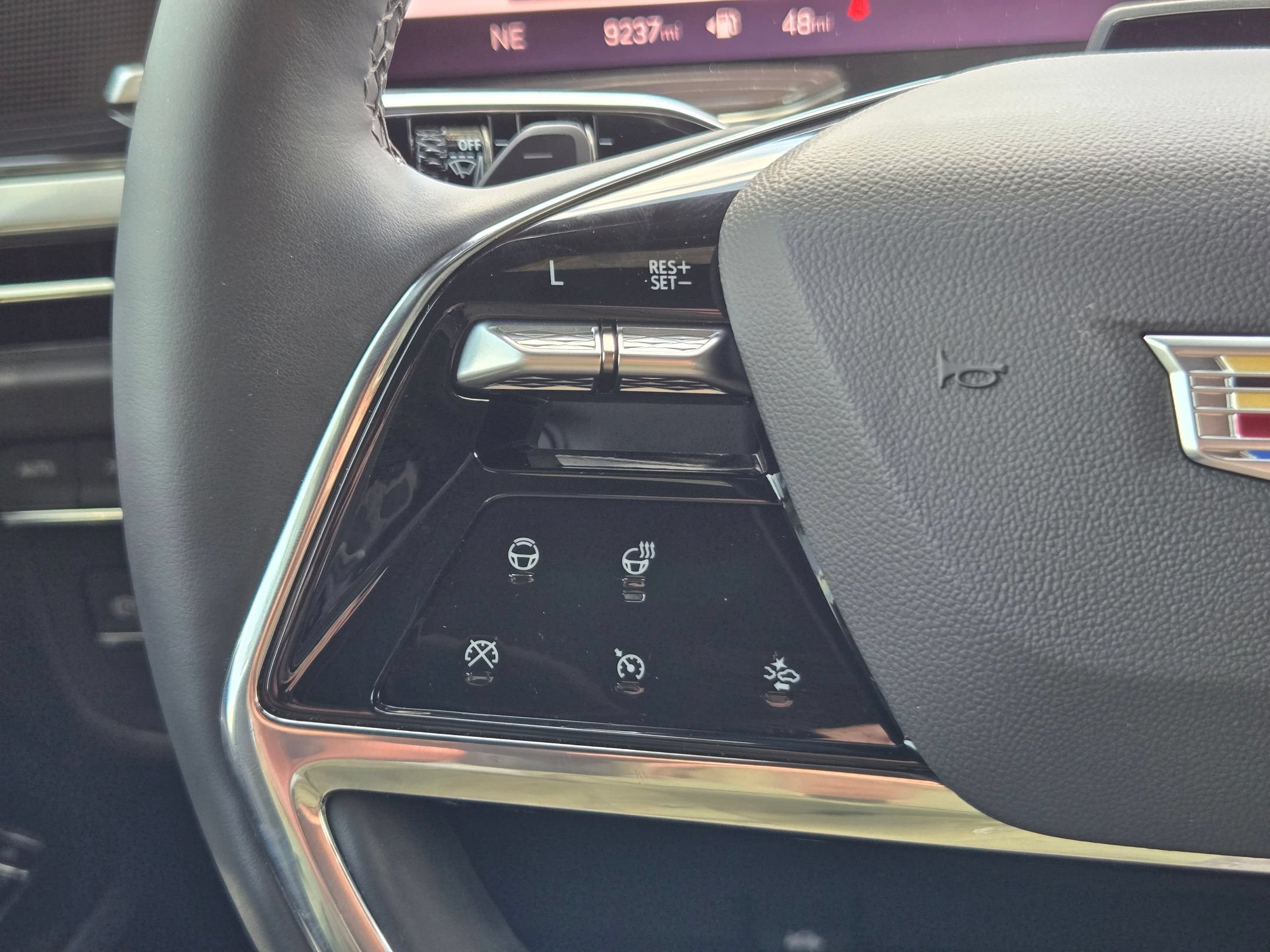 2026 Cadillac Escalade Sport - Photo 13