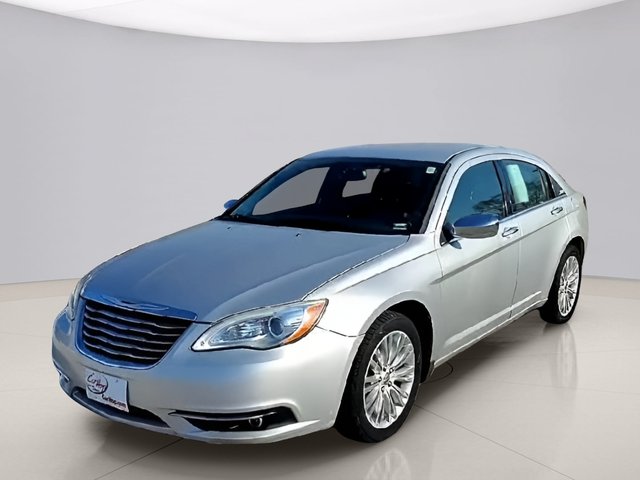 2011 Chrysler 200 Limited's photo
