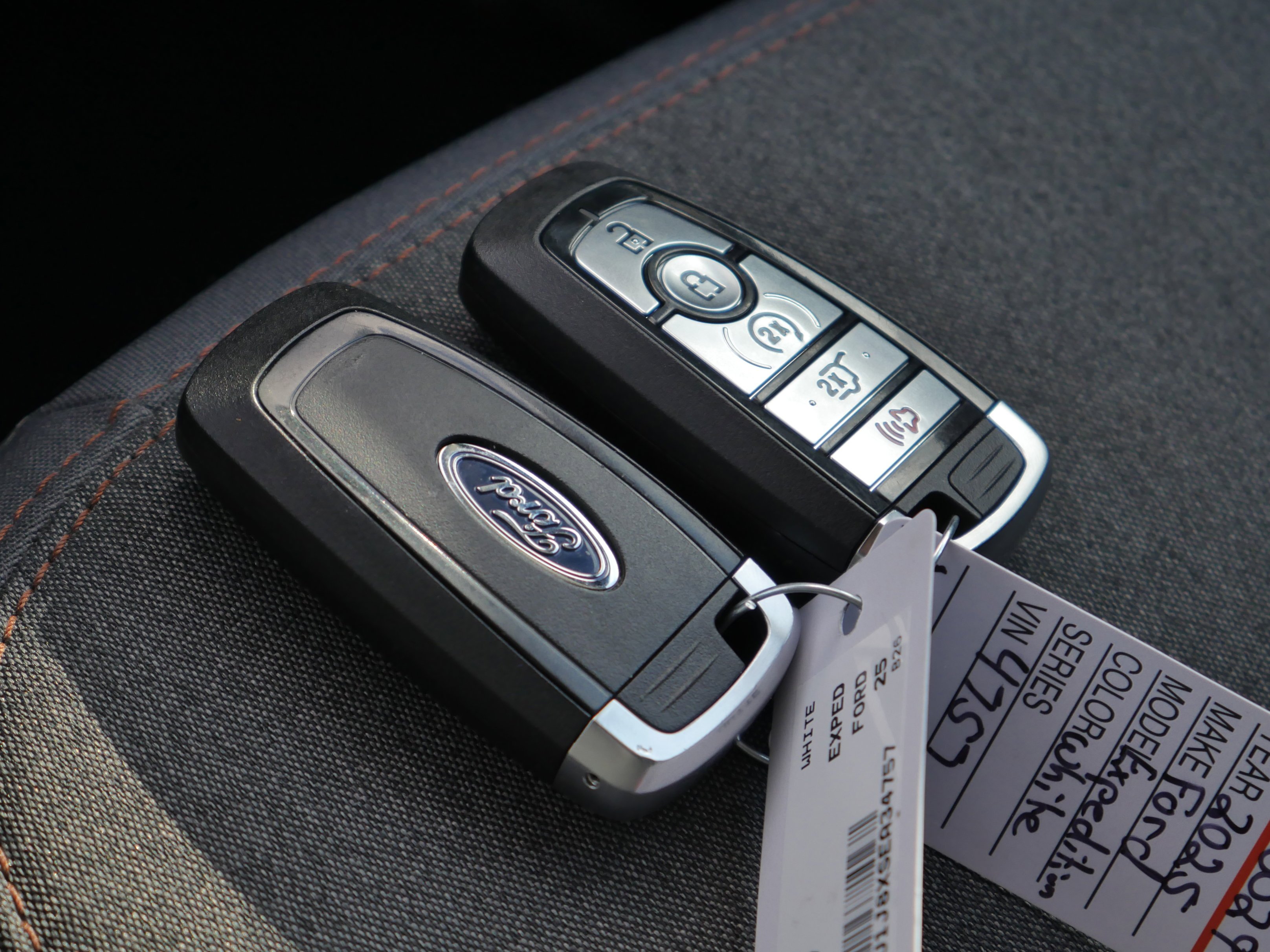 Certified Used 2025 Star White Ford Active image 35