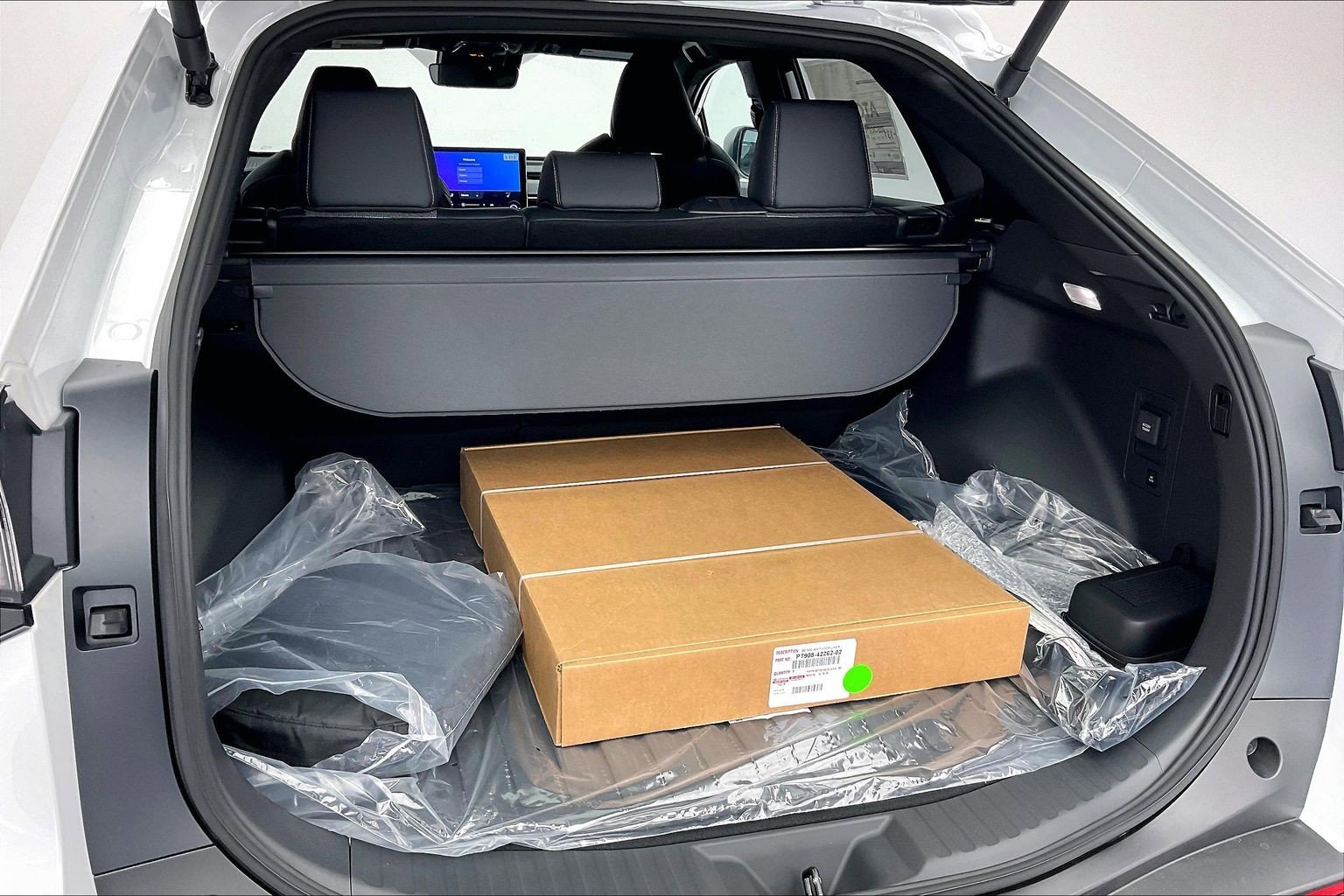 2026 Toyota bZ XLE - Photo 11