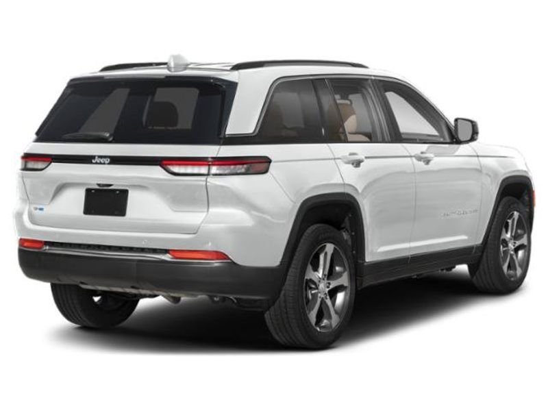 Used 2024 White Jeep 4xe image 3