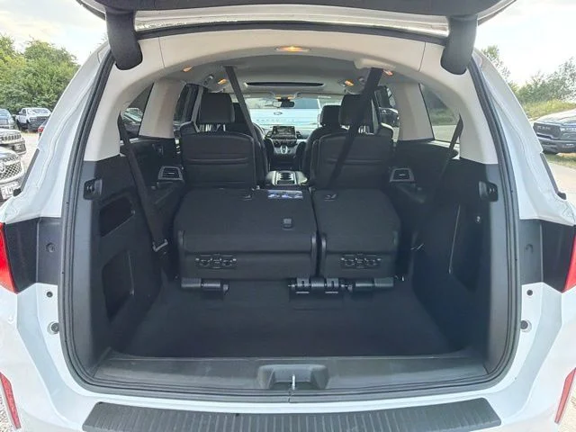 2025 Honda Odyssey EX-L - Photo 13
