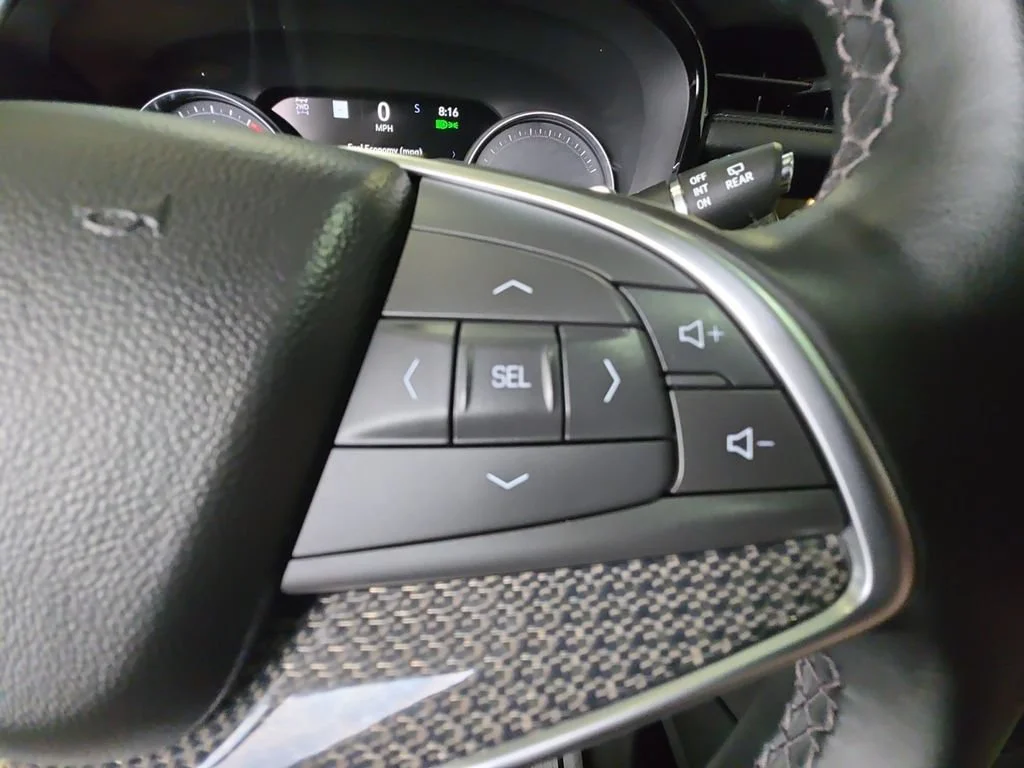 Used 2025 Emerald Lake Metallic Cadillac Sport image 19