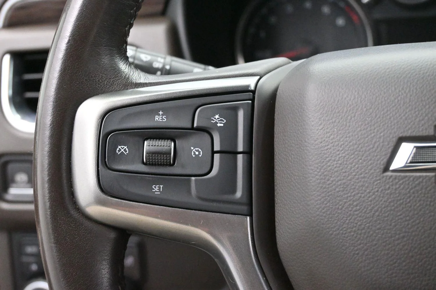 Used 2021 MIDNIGHT BLUE METALLIC Chevrolet Z71 image 20