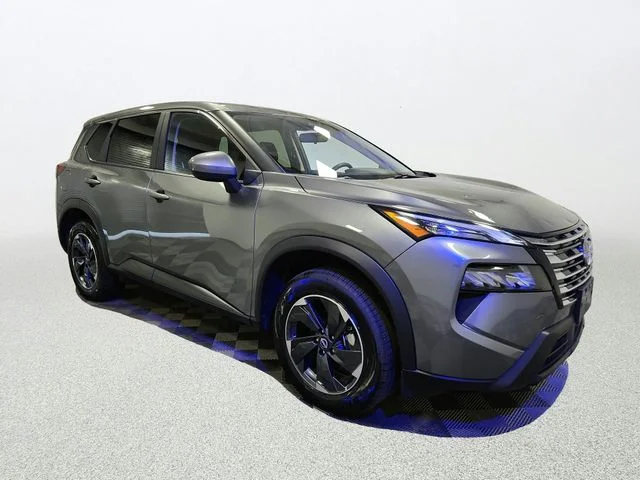 Used 2025 Gray Nissan SV image 25