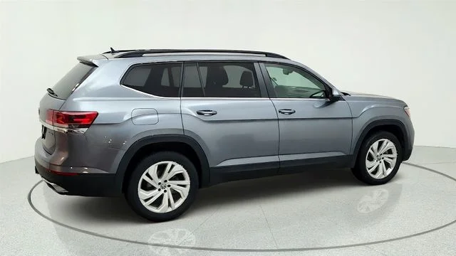 Used 2023 Gray Volkswagen 3.6L V6 SE w/Technology image 14