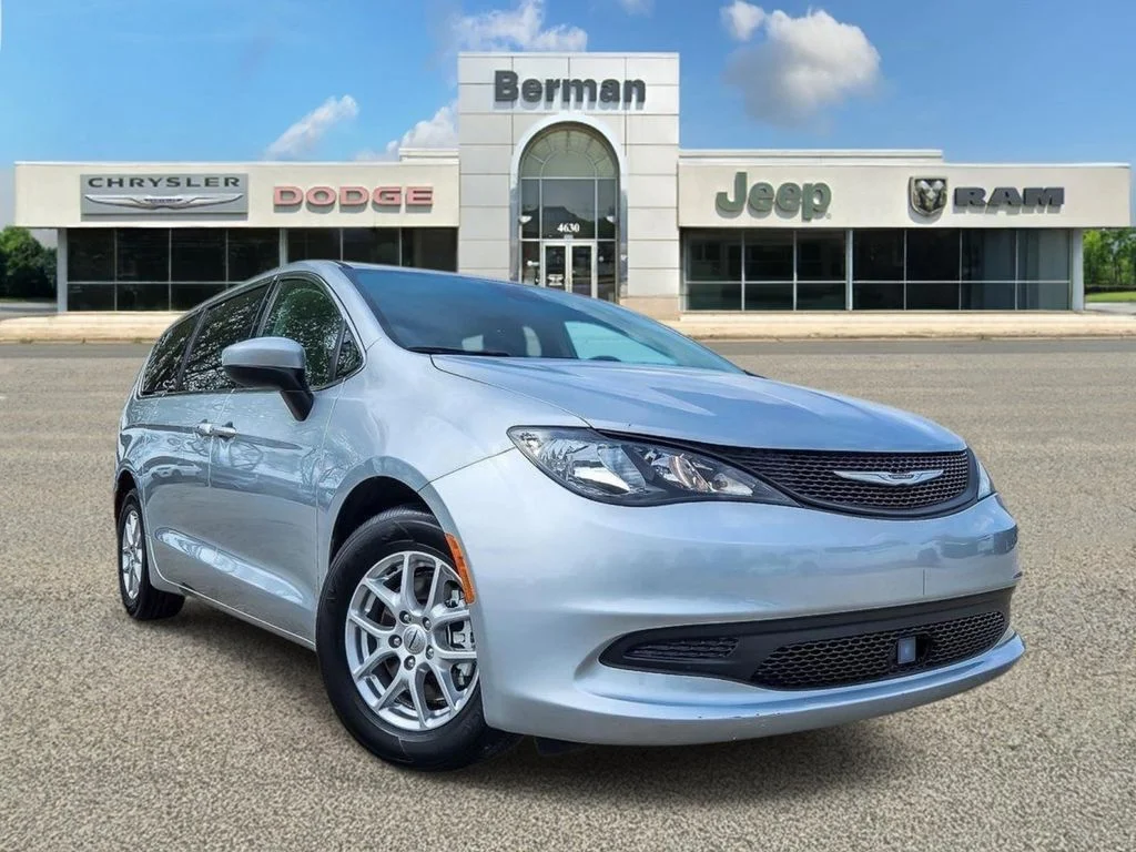 Used 2023 Silver Chrysler LX image 1