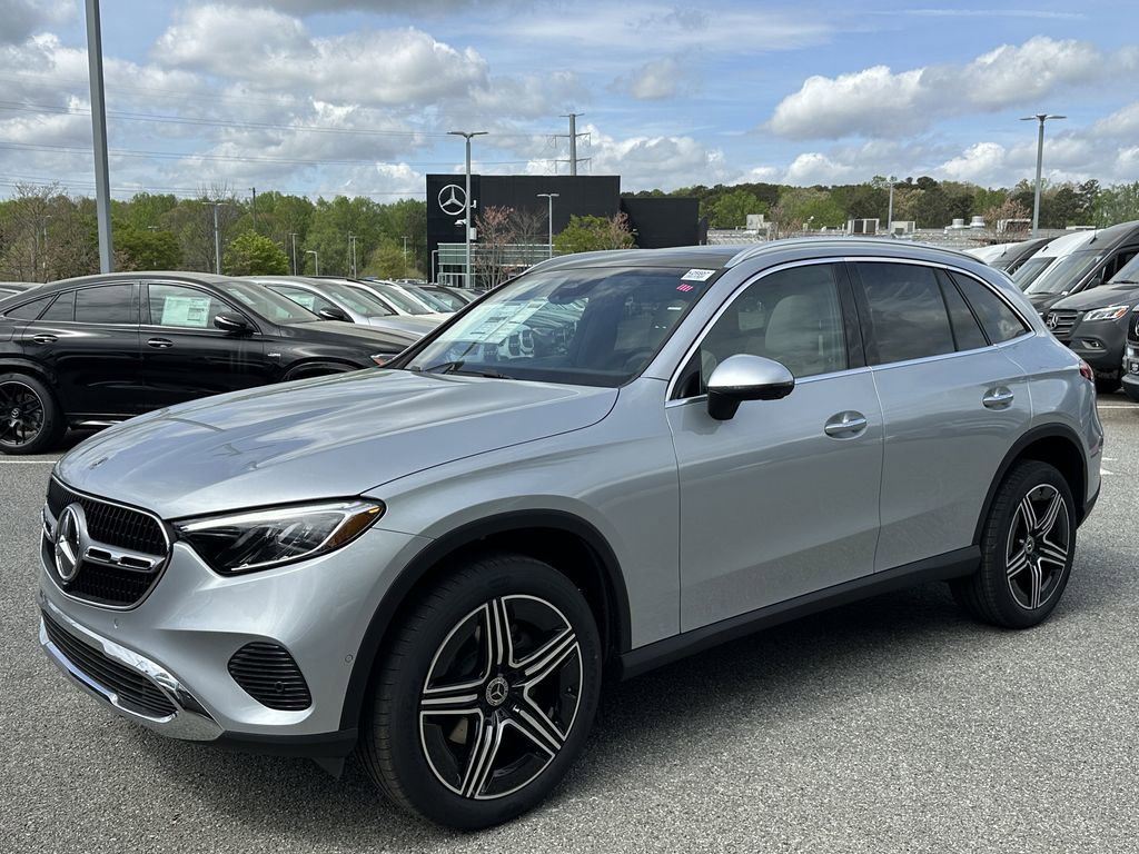 New 2026 Cirrus Silver Metallic Mercedes-Benz GLC 300 image 4