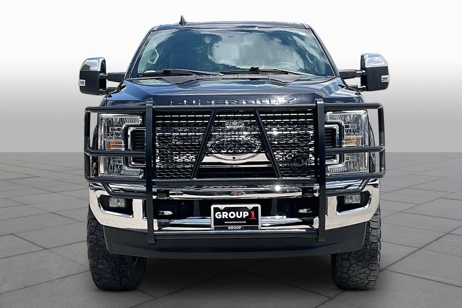 Used 2019 Agate Black Metallic Ford XLT image 4