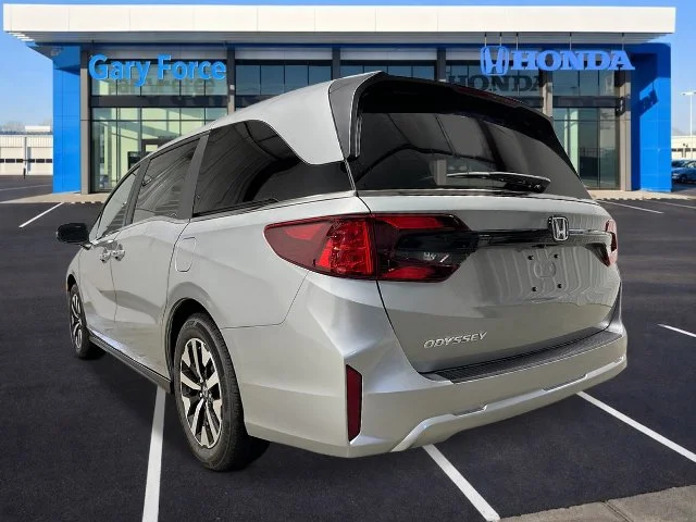 New 2027 Solar Silver Metallic Honda EX-L image 3