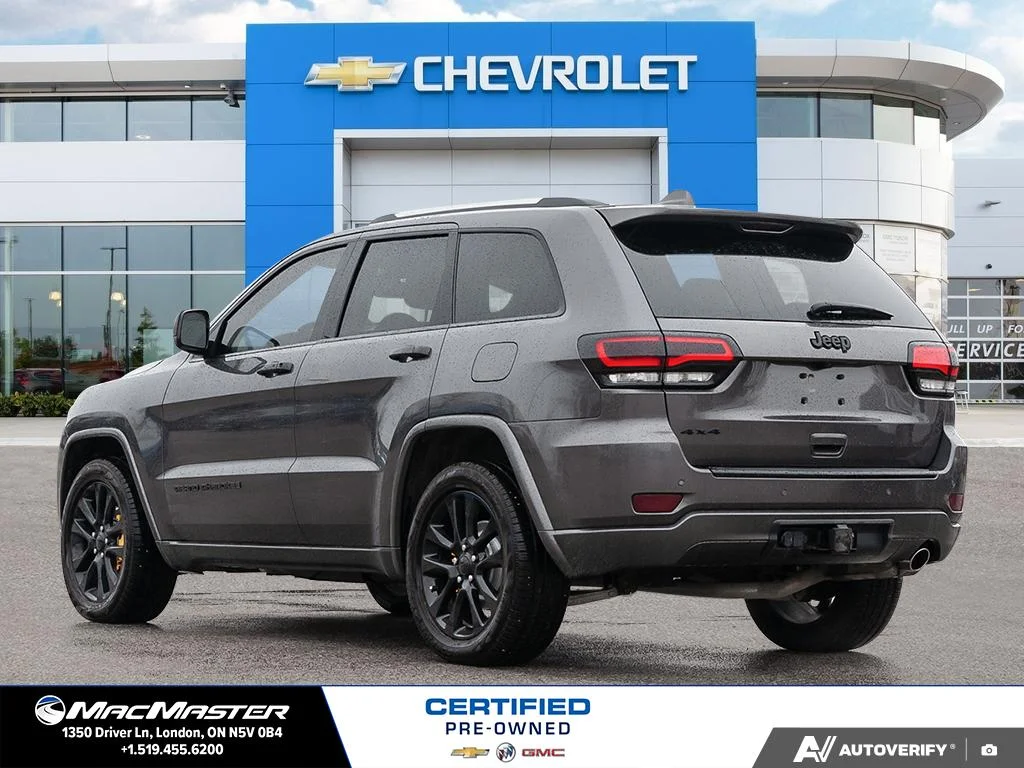 Certified Used 2018  Jeep Laredo image 3