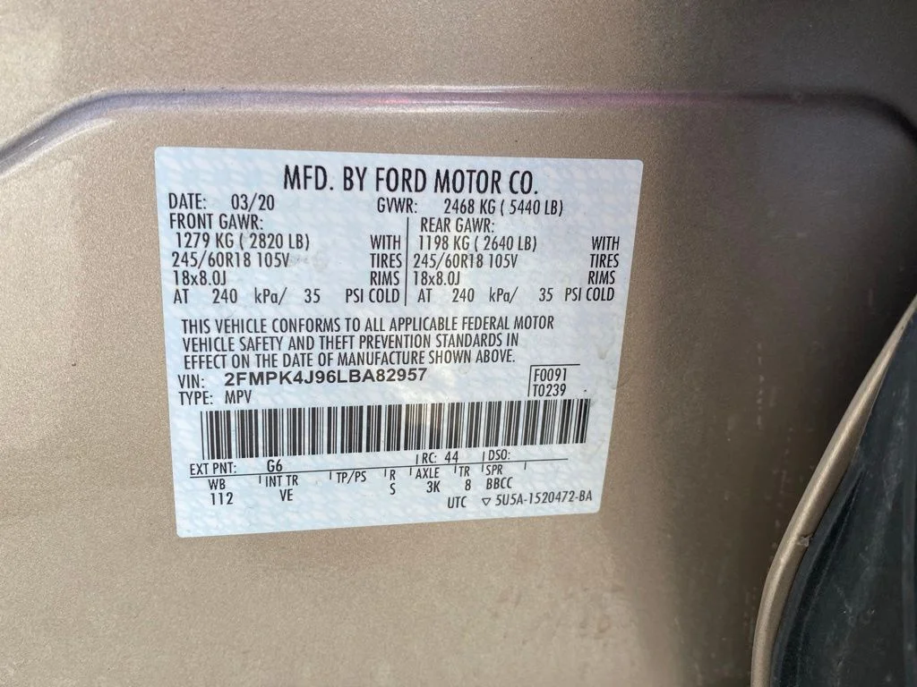 Used 2020 Gold Ford SEL image 23