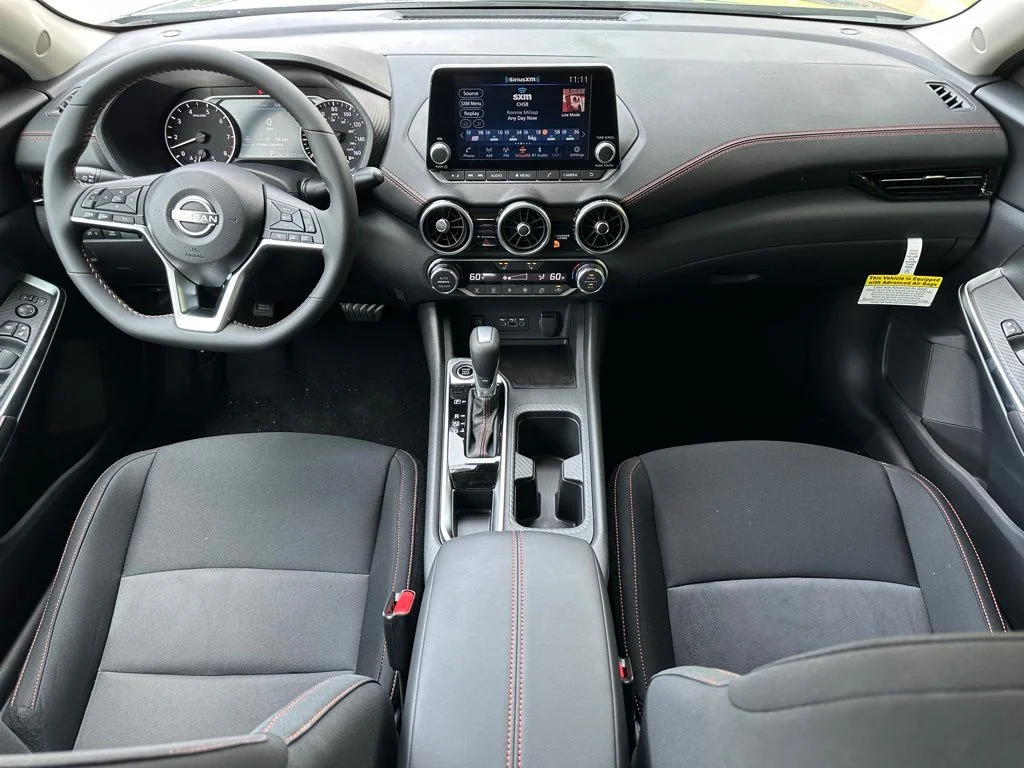 2025 Nissan Sentra SR - Photo 19