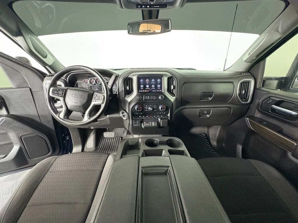 Used 2021 Northsky Blue Metallic Chevrolet LT image 4