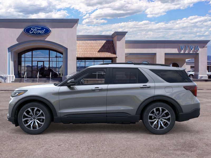 New 2026 Carbonized Gray Metallic Ford ST-Line image 3