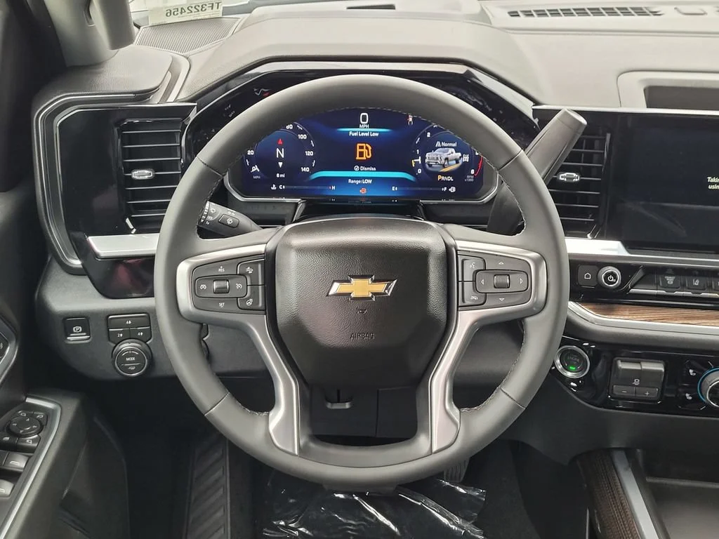2026 Chevrolet Silverado 3500 HD LT - Photo 9