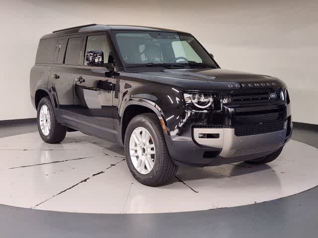 Used 2026 Santorini Black Metallic Land Rover S image 8