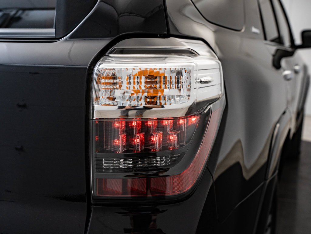 Used 2019 Midnight Black Metallic Toyota Limited image 9