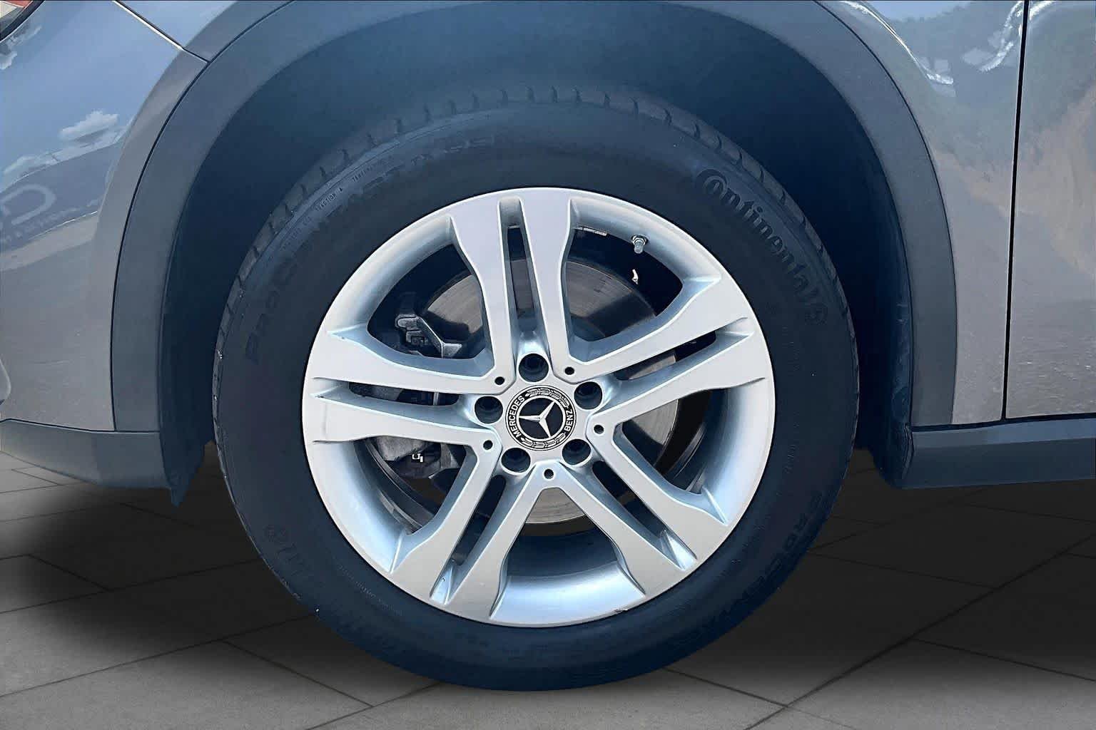 Used 2019 Mountain Grey Metallic Mercedes-Benz GLA 250 image 11
