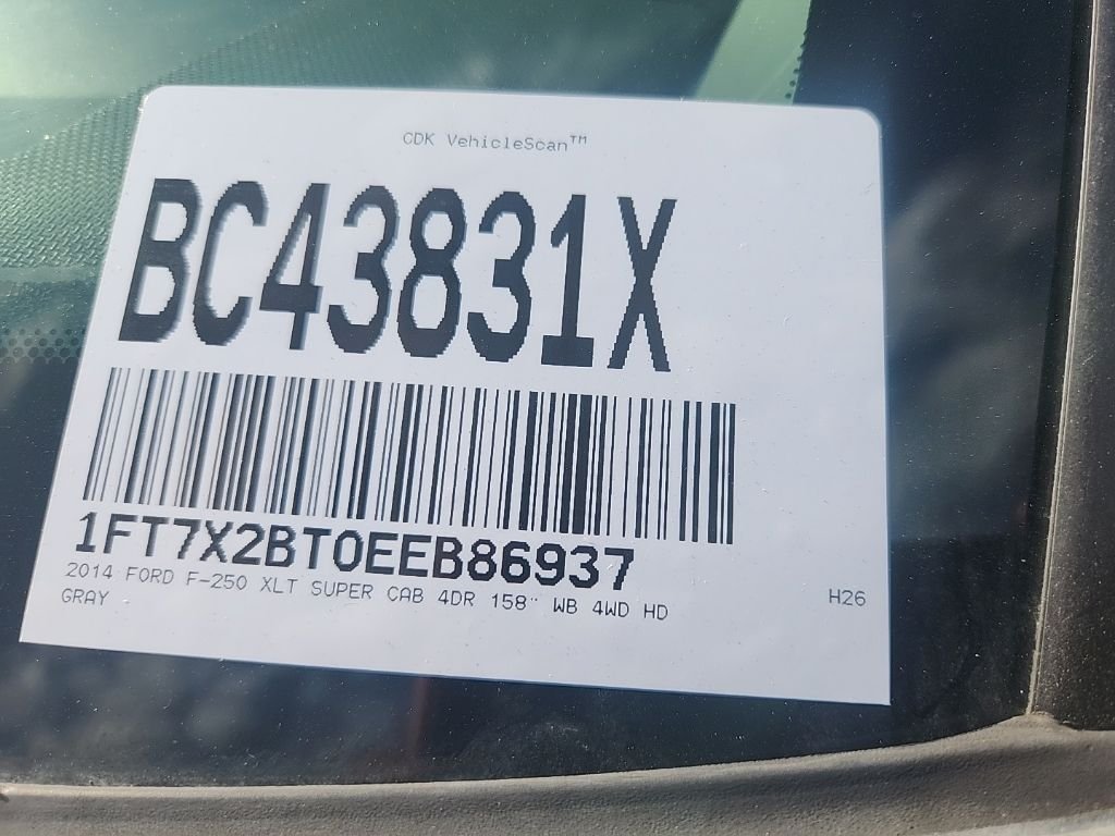 Used 2014 Gray Ford XLT image 4