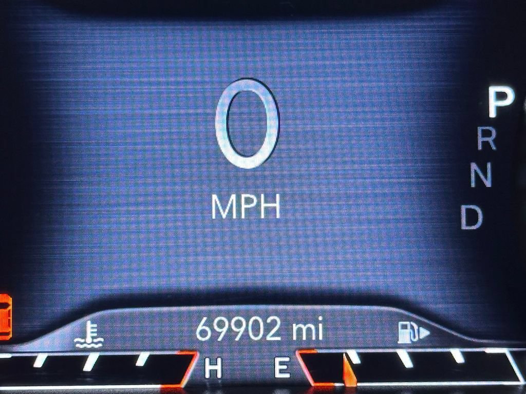 Used 2019  Jeep High Altitude image 6