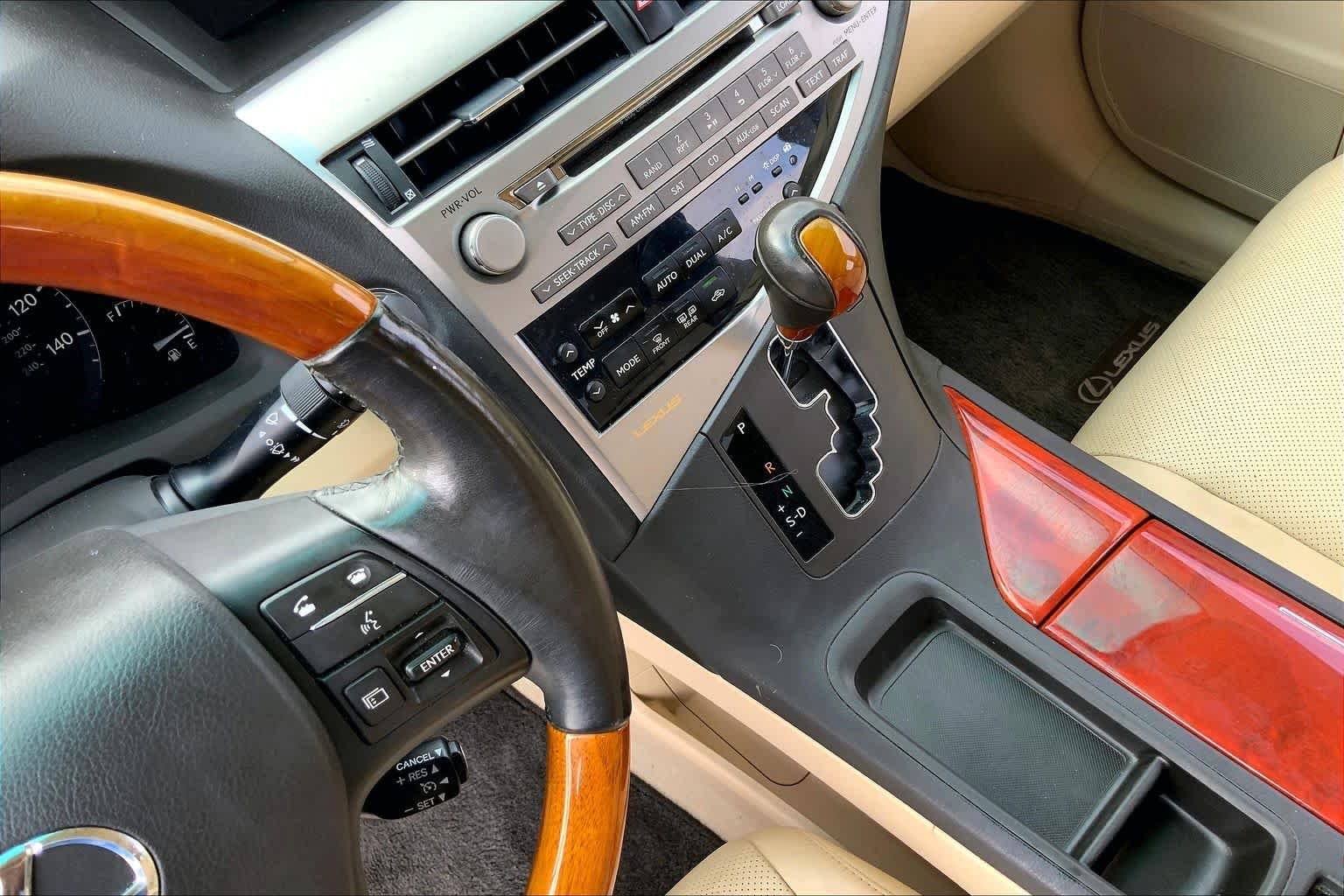Used 2010 Starfire Pearl Lexus  image 15