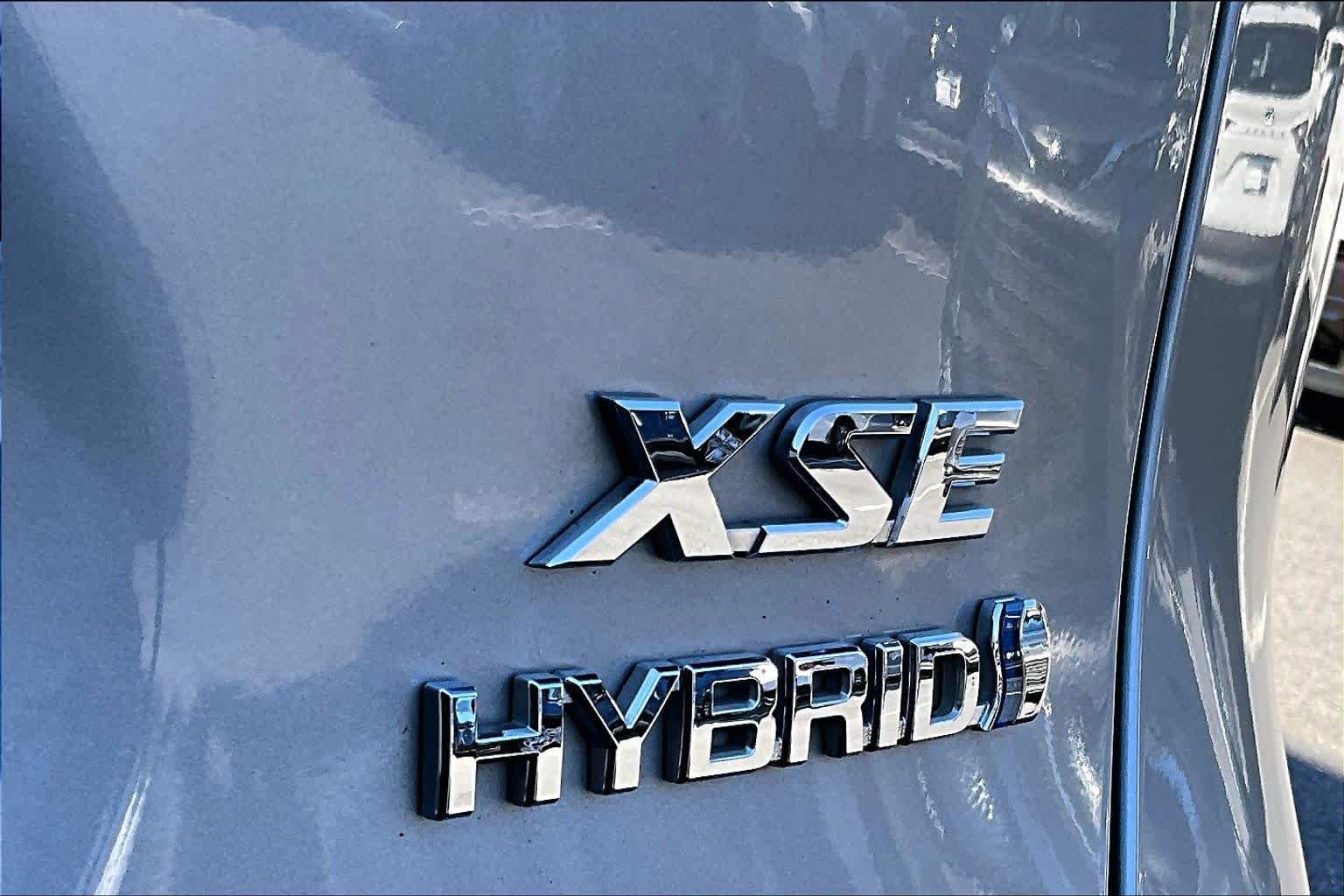 Used 2023 Silver Sky Metallic/Midnight Black Metallic Toyota Hybrid XSE image 10