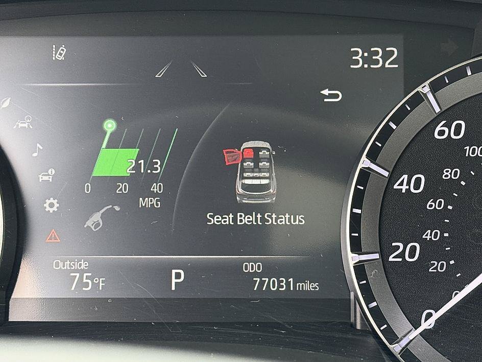 Used 2021 Ruby Flare Pearl Toyota XSE image 17