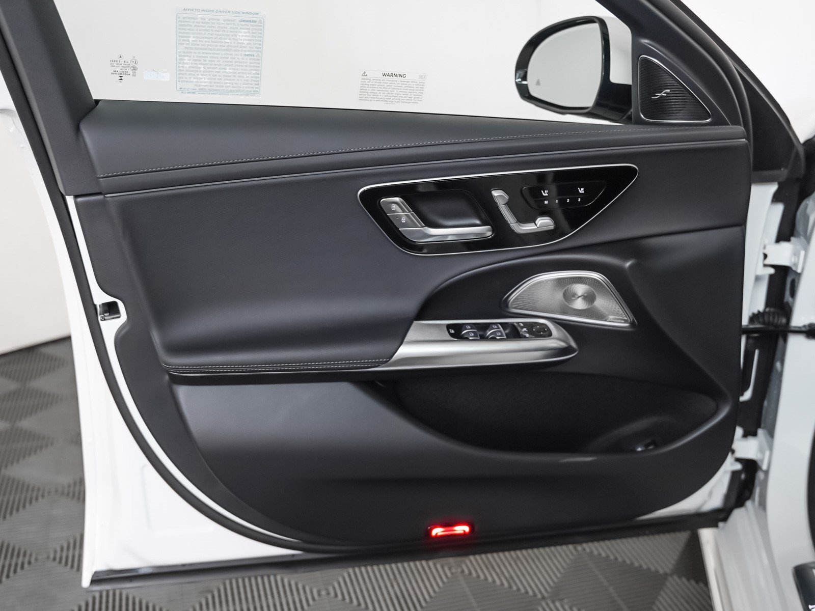 2026 Mercedes-Benz E-Class E350 - Photo 22