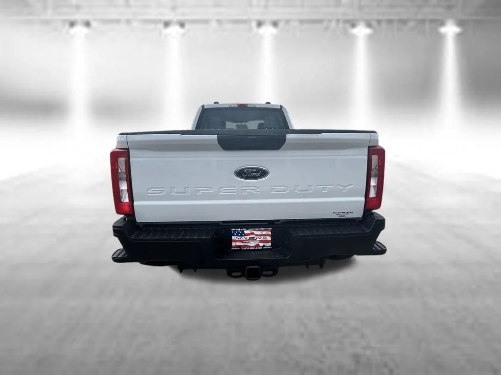 Used 2025 Oxford White Ford XL image 5