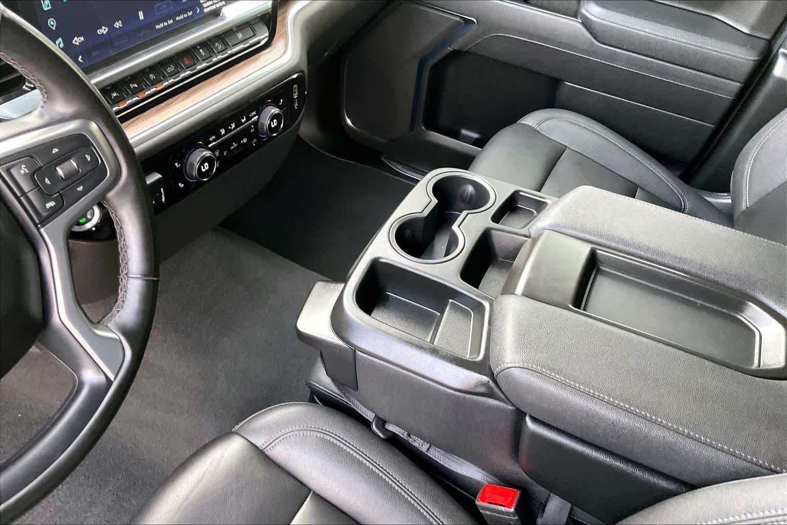 Used 2025 Cypress Gray Chevrolet LT image 31