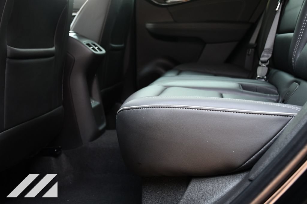 Used 2021 EBONY TWILIGHT METALLIC Buick Essence image 23