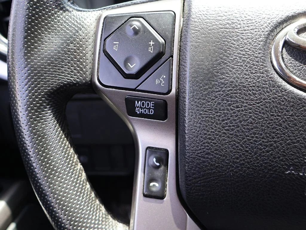 Used 2022 Red Toyota SR5 image 34
