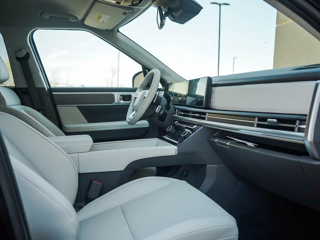 New 2026 Phantom Black Hyundai SEL AWD image 37