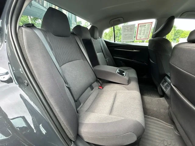 Certified Used 2025  Toyota LE image 39