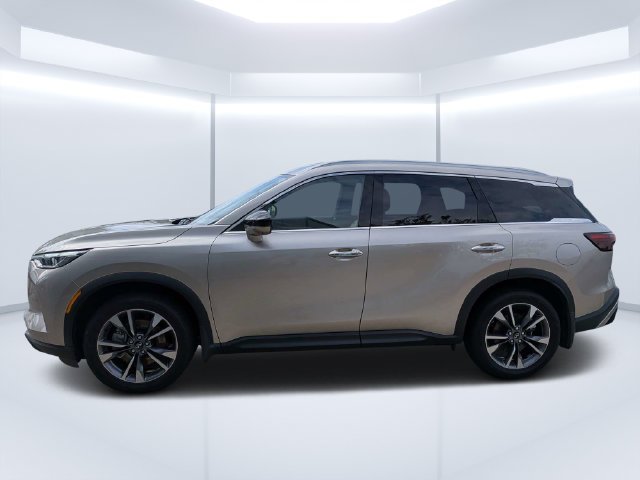Used 2025 Silver INFINITI LUXE image 6