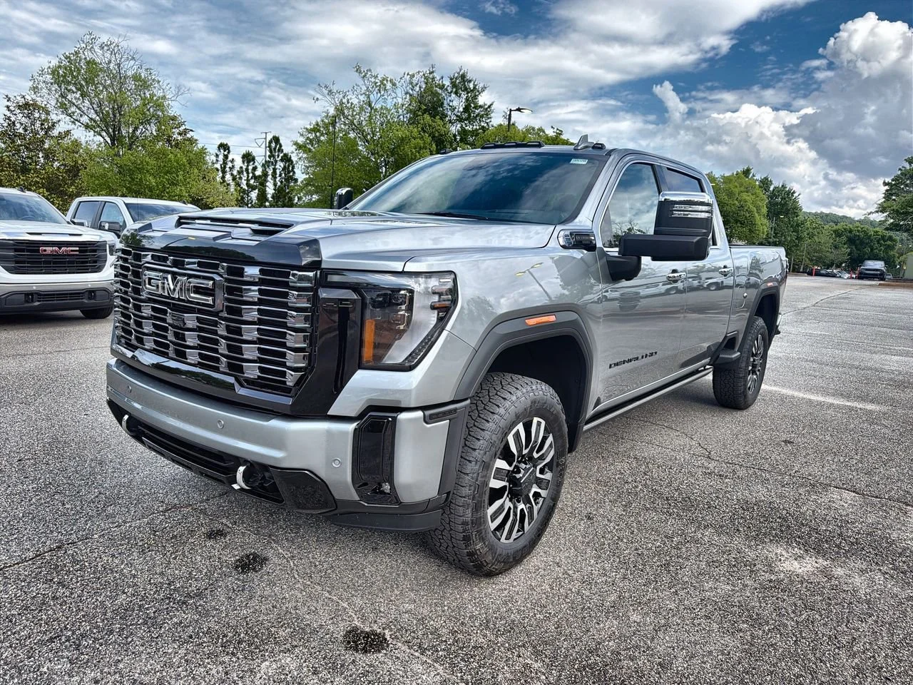 New 2026 Sterling Metallic GMC Denali Ultimate image 4