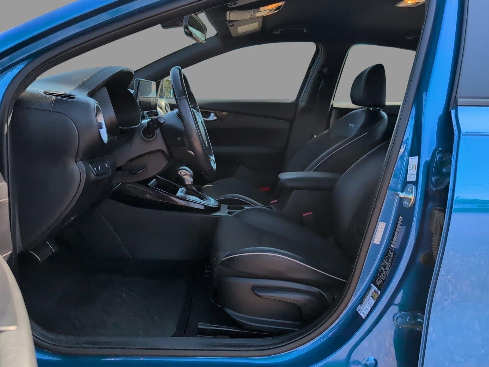 Used 2024 Sporty Blue Kia GT-Line image 13