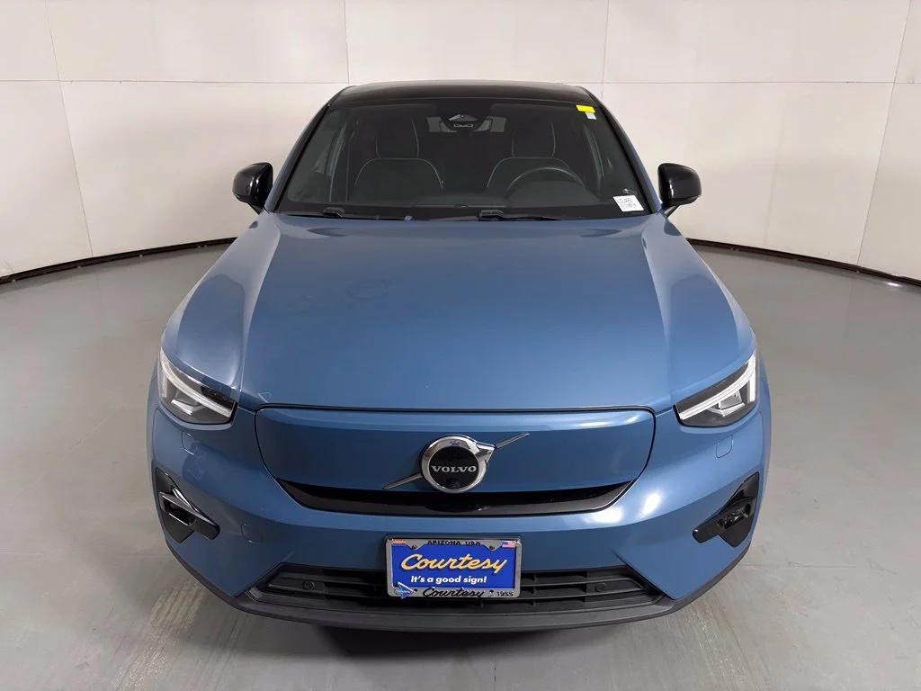 Used 2023 Blue Volvo Ultimate image 3