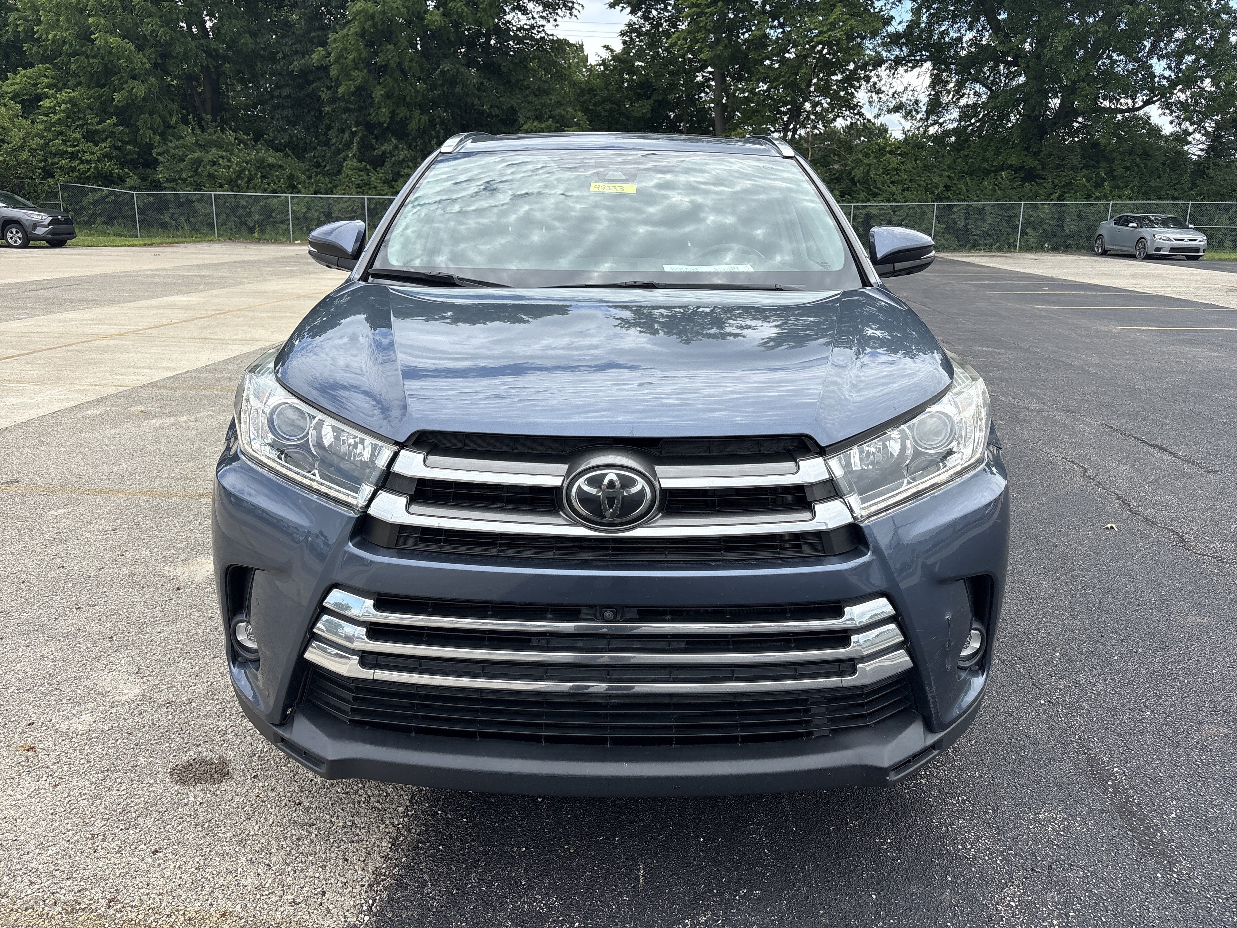 Used 2019 Shoreline Mist Toyota Limited Platinum image 2