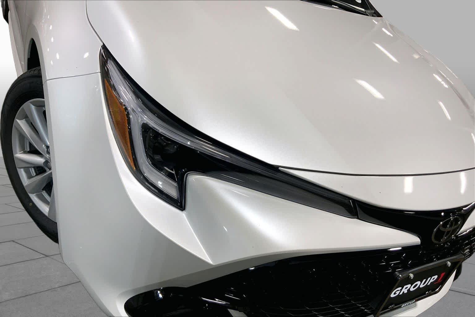 New 2026 Wind Chill Pearl Toyota SE image 13