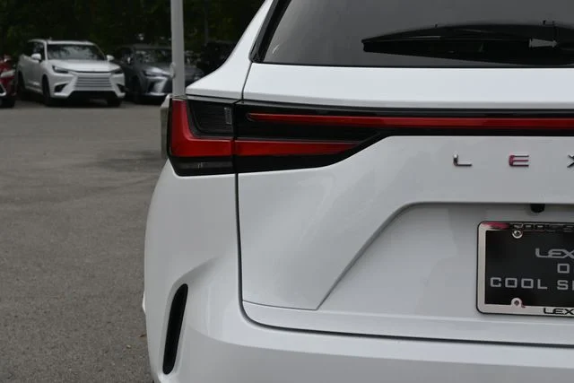 Certified Used 2024 ULTRA WHITE Lexus 350 F SPORT Handling image 5