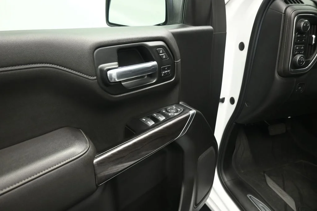 Used 2019 Beige Chevrolet LTZ image 7